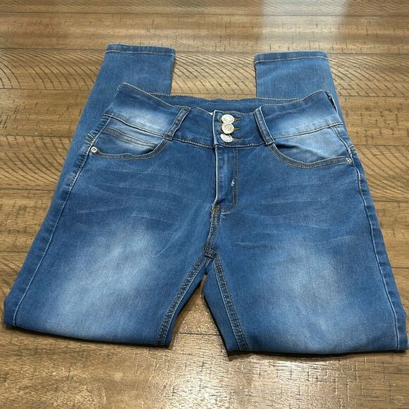 Red Bottoms Skinny jeans size 7/8 - Picture 1 of 12